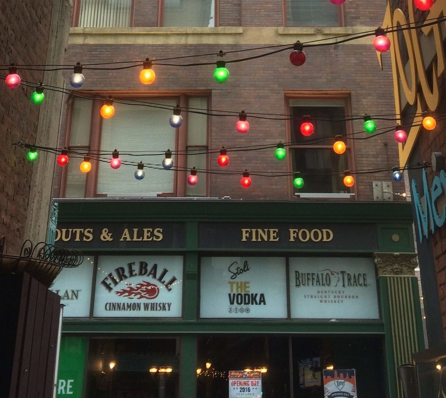 Public Houses (Pubs) and Irish Bars in Cleveland